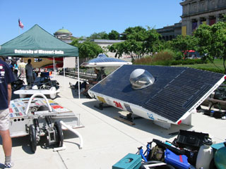 Car in front of the Museum